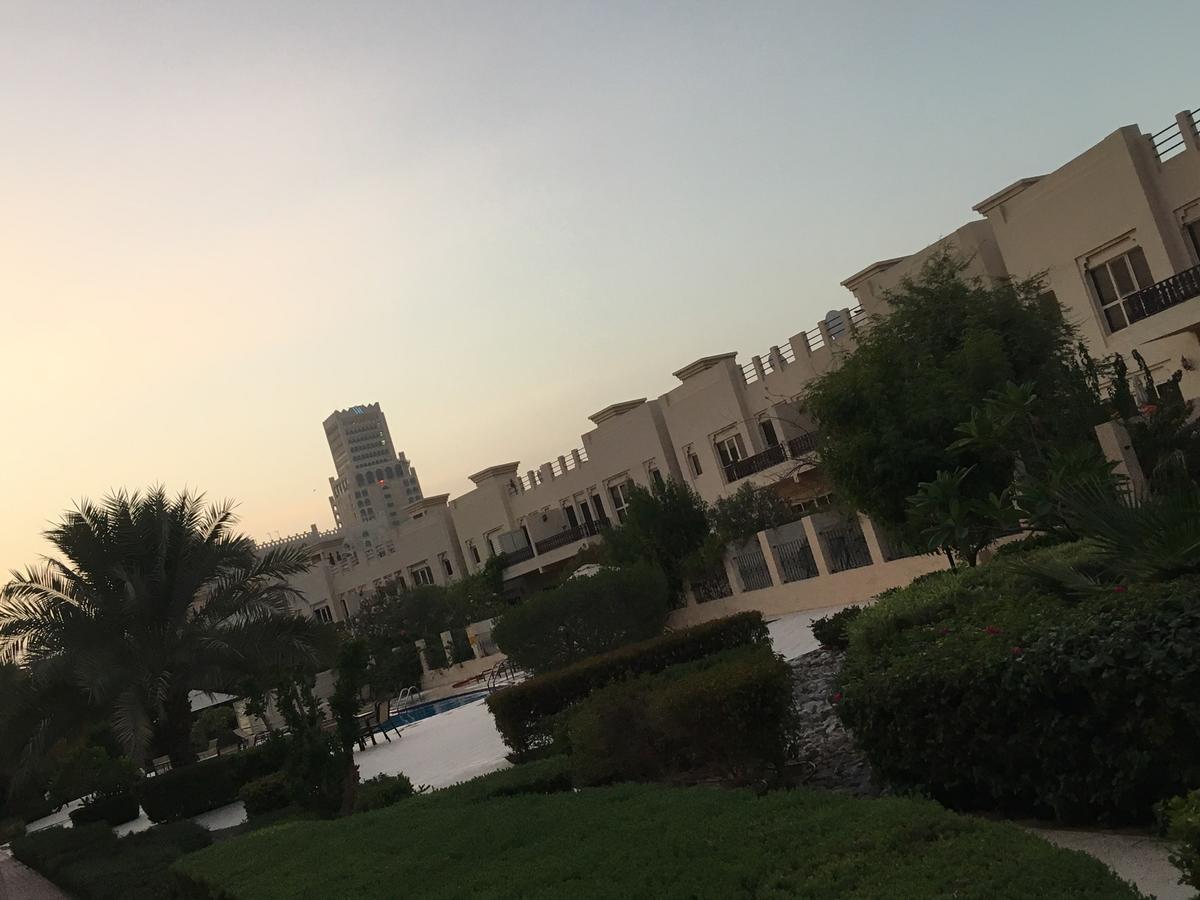 Townhouse Ras Al Khaimah Villa Екстериор снимка